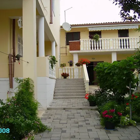 Martin Apartment Petrcane