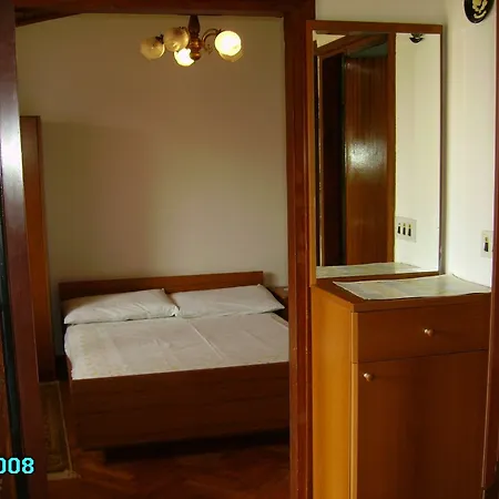 Martin Apartment Petrcane